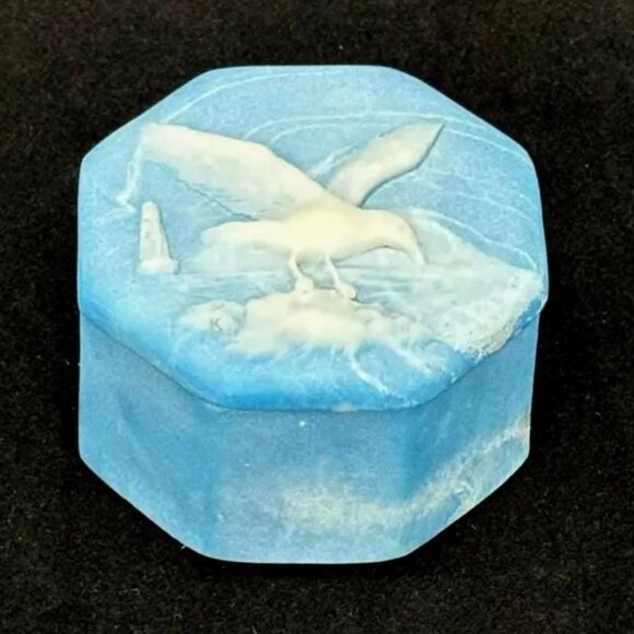 Vintage Incolay Stone Octagonal Carved Nautical Seagull Lighthouse Trinket Box - Picture 1 of 7